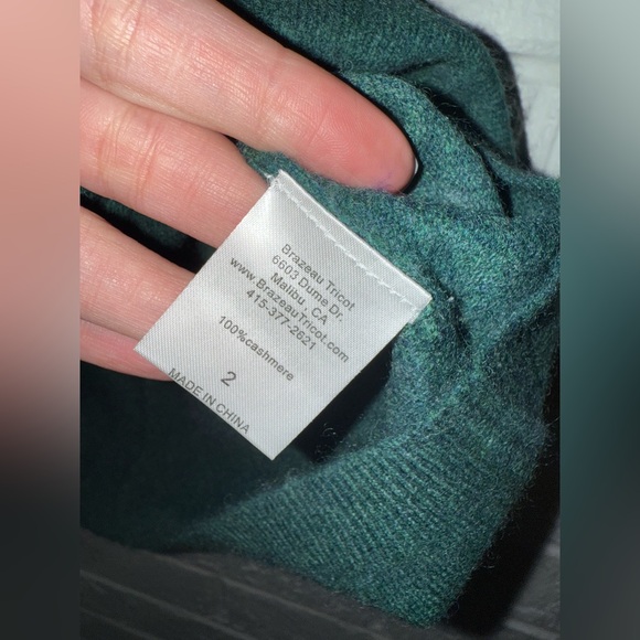 BRAZEAU TRICOT  NWT women’s Poncho Sz 2 ✨100% Cashmere  GREAT DEAL - Picture 3 of 9